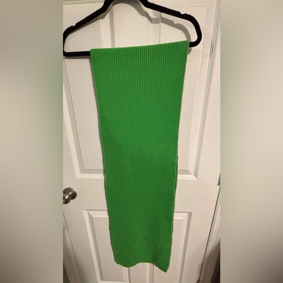 COS Accessories - 😍🍀COS Cashmere Green Scarf😍🍀